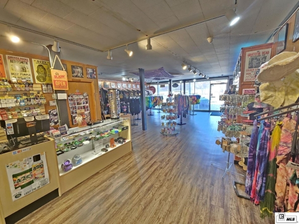 Listing Image #2 - Retail for sale at 4002 DESIARD STREET, Monroe LA 71201