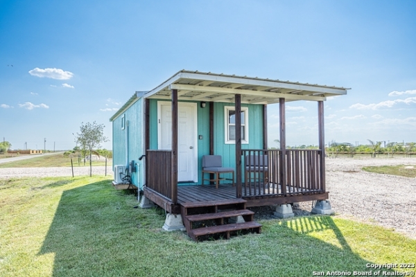 Listing Image #2 - Industrial for sale at 143 S Quailrun Ave, Port LaVaca TX 77979