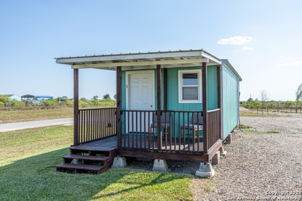 Listing Image #3 - Industrial for sale at 143 S Quailrun Ave, Port LaVaca TX 77979
