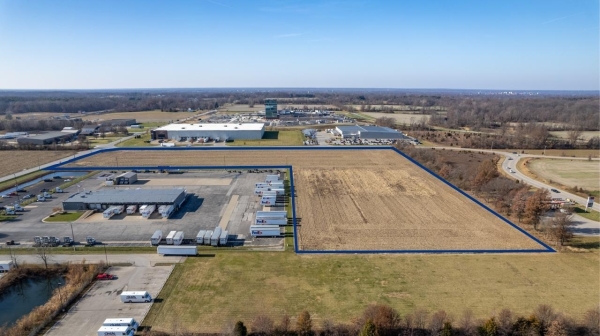 Listing Image #2 - Land for sale at 0000 E Margaret Drive, Terre Haute IN 47802
