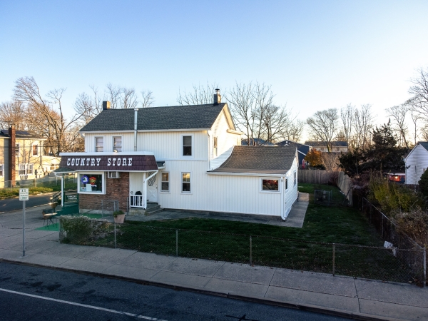 Listing Image #3 - Others for sale at 479 S.Ocean Ave, Patchogue NY 11772