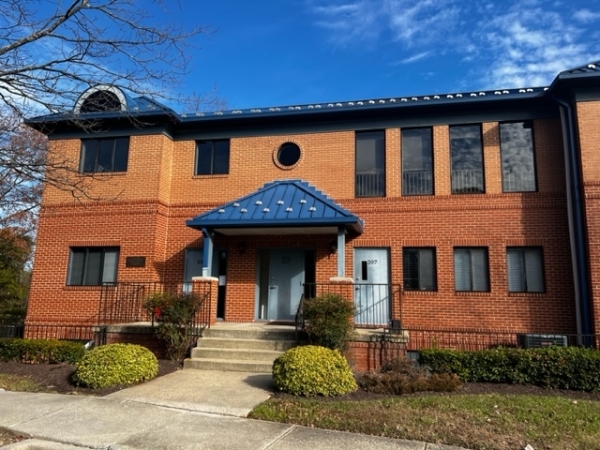 Listing Image #1 - Office for sale at 603 Post Office Road #307, Waldorf MD 20602