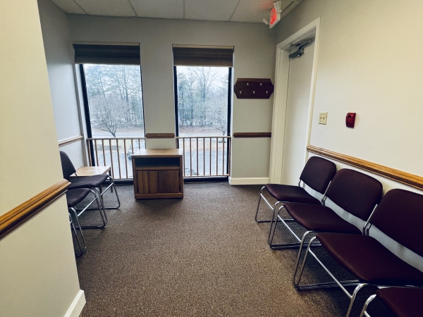 Listing Image #2 - Office for sale at 603 Post Office Road #307, Waldorf MD 20602