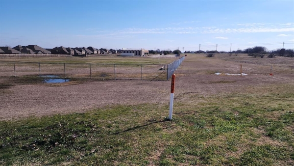 Listing Image #3 - Land for sale at 8101 S Collins Street, Arlington TX 76002