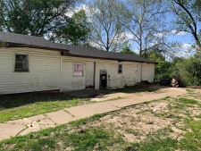 Listing Image #2 - Multi-family for sale at 317 Bissell Avenue, Collinsville IL 62234