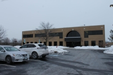 Office for sale in St. Charles, IL