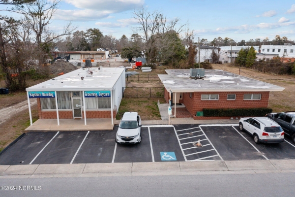 Listing Image #2 - Others for sale at 613-615 College Street, Jacksonville NC 28540