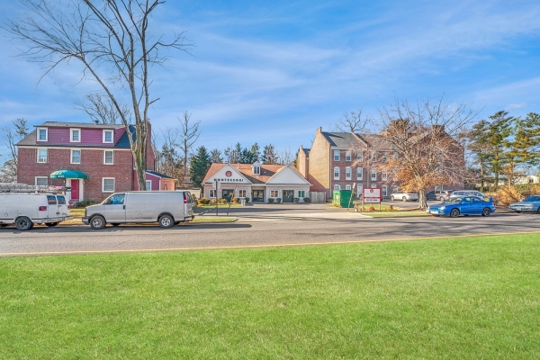 Listing Image #2 - Business for sale at 6103 Arlington Blvd, Falls Church VA 22044