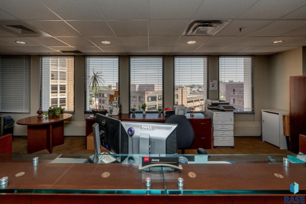 Listing Image #2 - Office for sale at 101 N Phillips Ave , 500, Sioux Falls SD 57104
