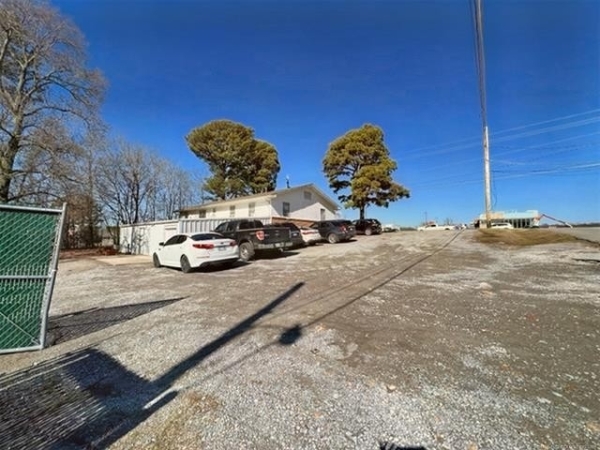 Listing Image #2 - Others for sale at 1012 E Downing Street, Tahlequah OK 74464