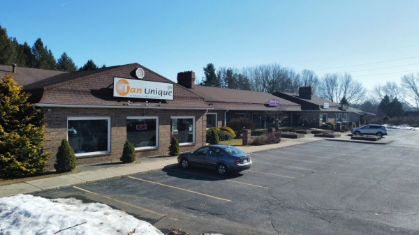 Listing Image #3 - Retail for sale at 2603 S Cleveland Ave, St. Joseph MI 49085