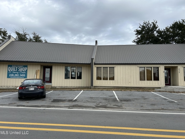 Listing Image #3 - Office for sale at 424 Highway 90, Gautier MS 39553