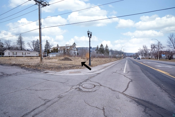 Listing Image #3 - Land for sale at 15XX Commonwealth Ave, Duluth MN 55808