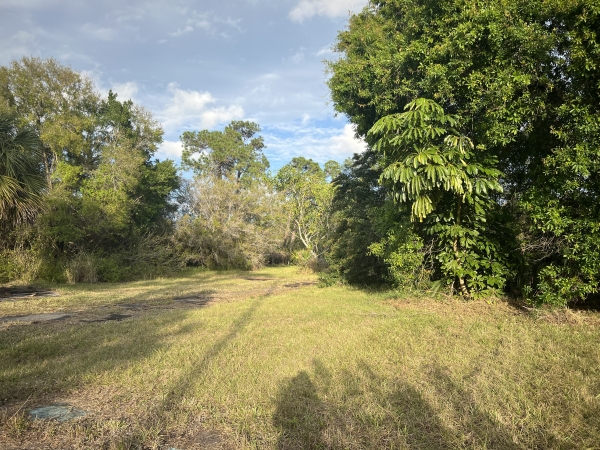 Listing Image #3 - Multi-family for sale at 1000 27th Ave SW, Vero Beach FL 32968 Listing Image #3 - Multi-family for sale at 1000 27th Ave SW, Vero Beach FL 32968