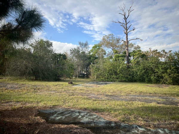 Listing Image #4 - Multi-family for sale at 1000 27th Ave SW, Vero Beach FL 32968 Listing Image #4 - Multi-family for sale at 1000 27th Ave SW, Vero Beach FL 32968