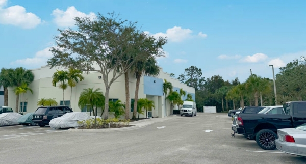 Listing Image #4 - Office for sale at 7940 SW Jack James Dr, Stuart FL 34997