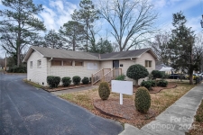 Listing Image #2 - Office for sale at 203 S Juniper Street, Kings Mountain NC 28086