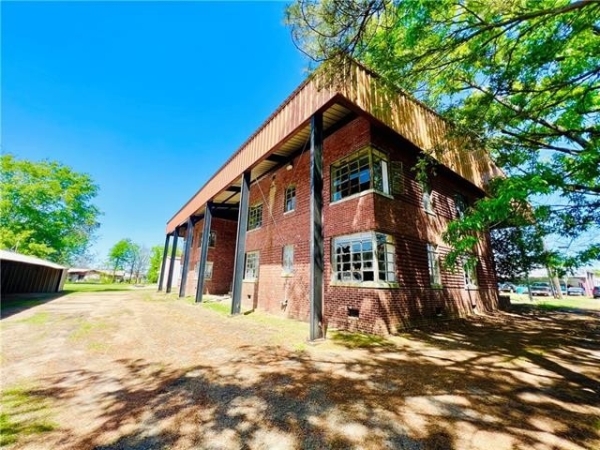 Listing Image #3 - Others for sale at 1204 WARREN Street, Winnsboro LA 71295