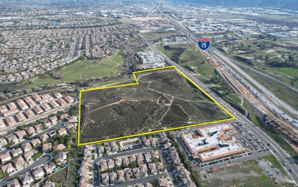 Listing Image #2 - Land for sale at 32 AC Jackson Avenue, Murrieta CA 92562
