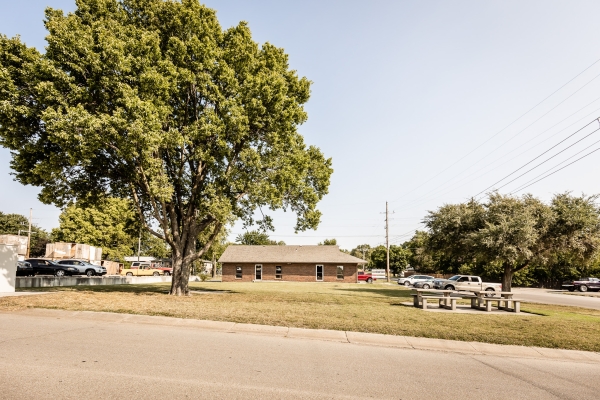 Listing Image #3 - Office for sale at 1030 S. Madison Street, Junction City KS 66441