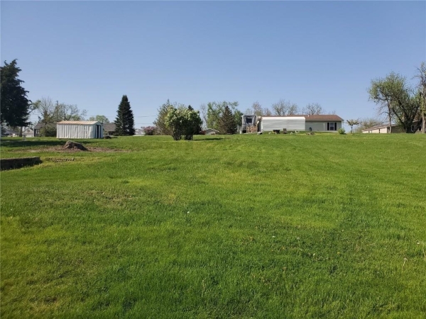 Listing Image #3 - Others for sale at Quarry Avenue Sw, Cedar Rapids IA 52404