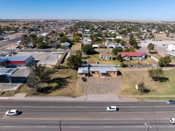 Listing Image #3 - Others for sale at 325-329 N Hobart St, Pampa TX 79065