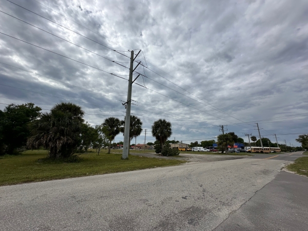 Listing Image #3 - Land for sale at 310 Hwy 98 N, Okeechobee FL 34972