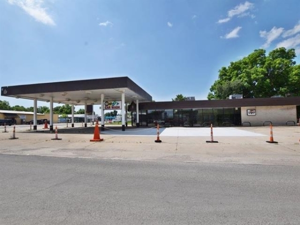 Listing Image #2 - Others for sale at 300 S 2nd Street, Stilwell OK 74960