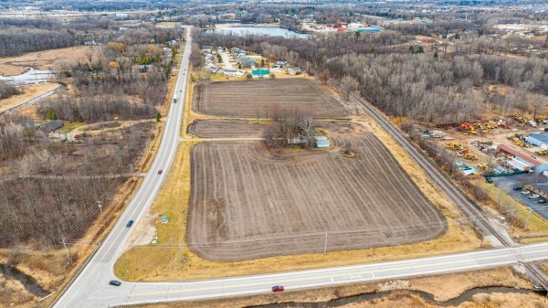 Listing Image #2 - Land for sale at 1141 LAKEVIEW Drive, GREEN BAY WI 54313