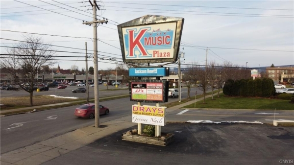Listing Image #2 - Retail for sale at 1155 Mohawk Street, Utica NY 13501