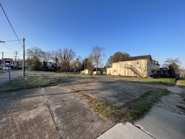 Listing Image #1 - Land for sale at 711 Adams Ave, Huntington WV 25701