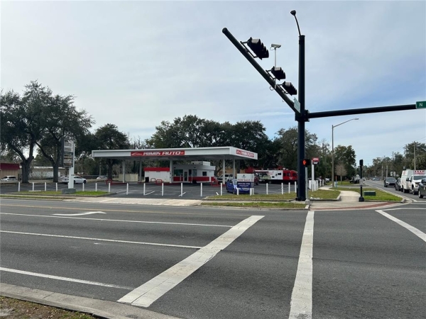 Listing Image #3 - Retail for sale at 1516 N Main Street, Gainesville FL 32601