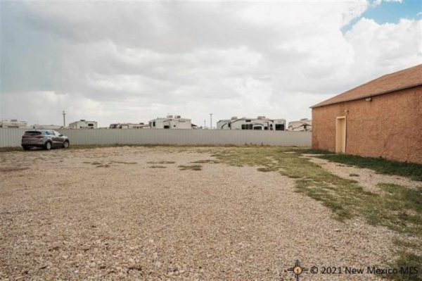 Listing Image #3 - Others for sale at 129 Kircher Street, Carlsbad NM 88220