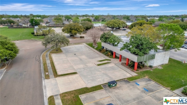 Listing Image #2 - Others for sale at 4301 Retama Circle, Victoria TX 77901