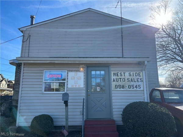 Listing Image #1 - Others for sale at 1606 W Prospect Road, Ashtabula OH 44004