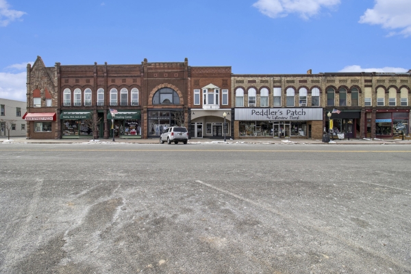 Listing Image #2 - Retail for sale at 326 S. Lincoln Ave., Lakeview MI 48850