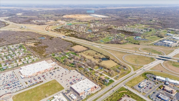 Listing Image #4 - Land for sale at 10332 Parallel Parkway, Kansas City KS 66109