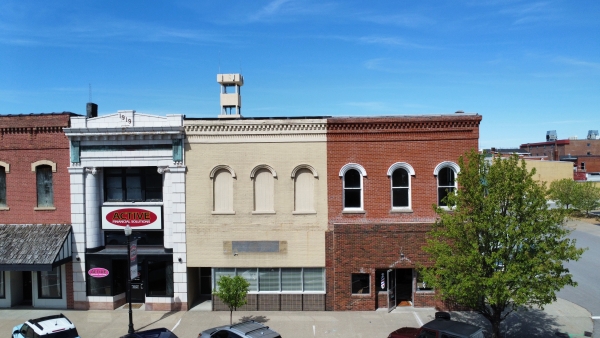 Listing Image #2 - Office for sale at 203 W Reed St, Moberly MO 65270