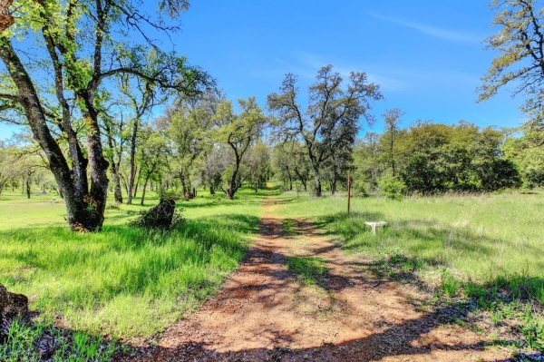 Listing Image #2 - Land for sale at 99999 Sanstone Ln., Browns Valley CA 95918
