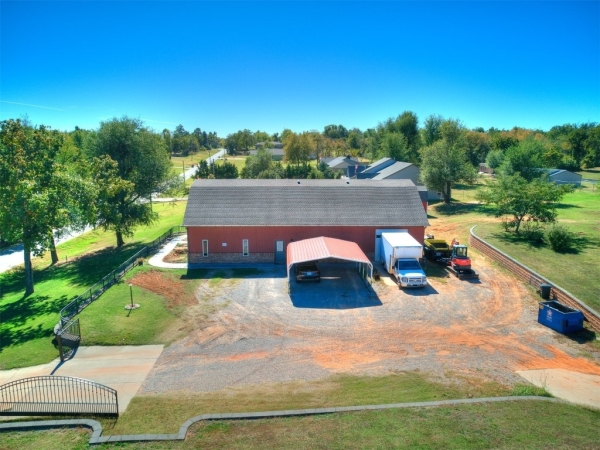 Listing Image #2 - Others for sale at 2111 N Anderson Road, Choctaw OK 73020