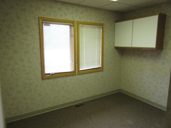 Listing Image #3 - Office for sale at 1787 Wagner Avenue, Muskegon MI 49442