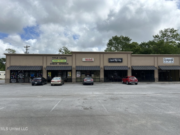 Listing Image #2 - Retail for sale at 4114 Main Street, Moss Point MS 39563