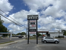 Retail for sale in Moss Point, MS