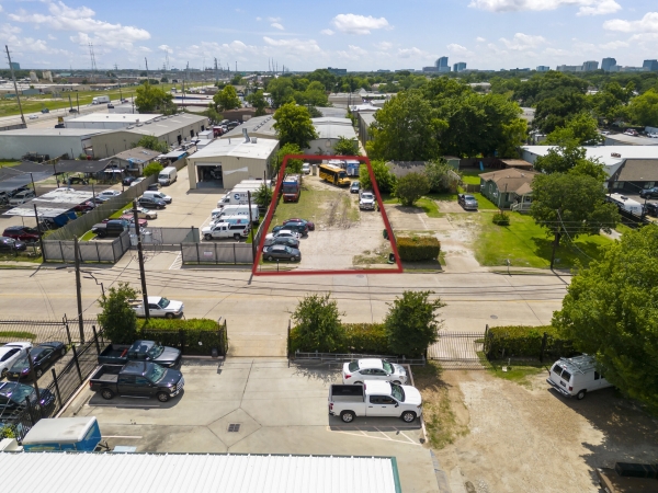Listing Image #2 - Land for sale at 3918 Jeanetta St, Houston TX 77063