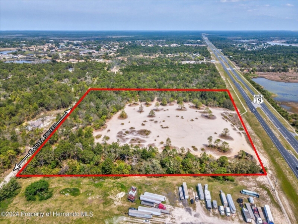 Listing Image #2 - Land for sale at 15.7 Acres Commercial Way, Weeki Wachee FL 34613