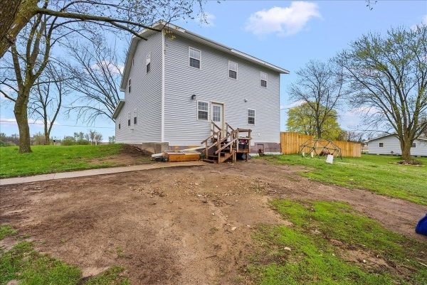 Listing Image #2 - Others for sale at 2146 220th St, Independence IA 50644