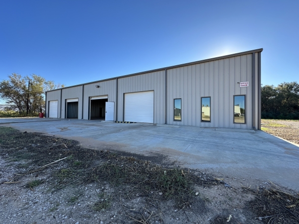 Listing Image #1 - Industrial for sale at 1811 Lubbock Hwy, Lamesa TX 79331