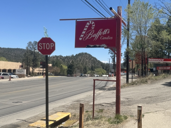 Listing Image #2 - Retail for sale at 1925 Sudderth Drive, Ruidoso NM 88345