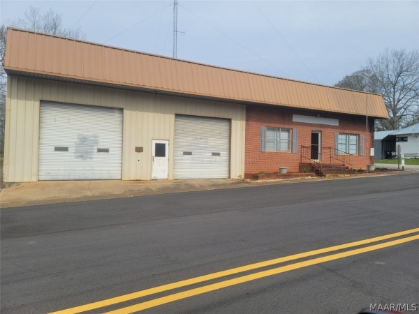 Listing Image #1 - Industrial for sale at 202 S John Street, New Brockton AL 36351