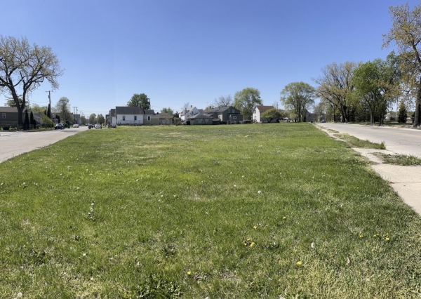Listing Image #2 - Land for sale at 251 E Jackson Street, Joliet IL 60432